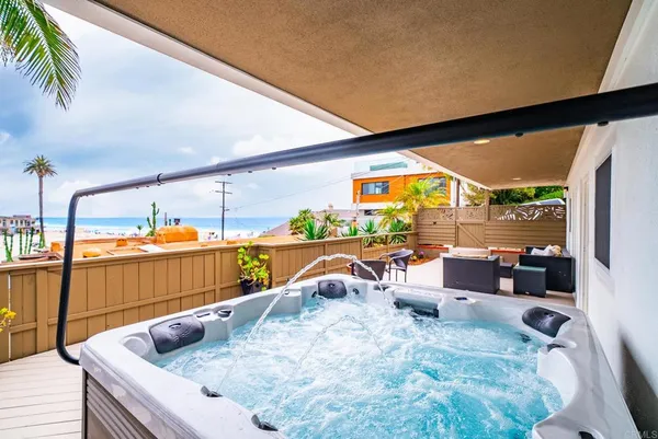 $6,250,000 | 231 5th Street, Encinitas, CA 92024