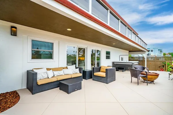 $6,250,000 | 231 5th Street, Encinitas, CA 92024