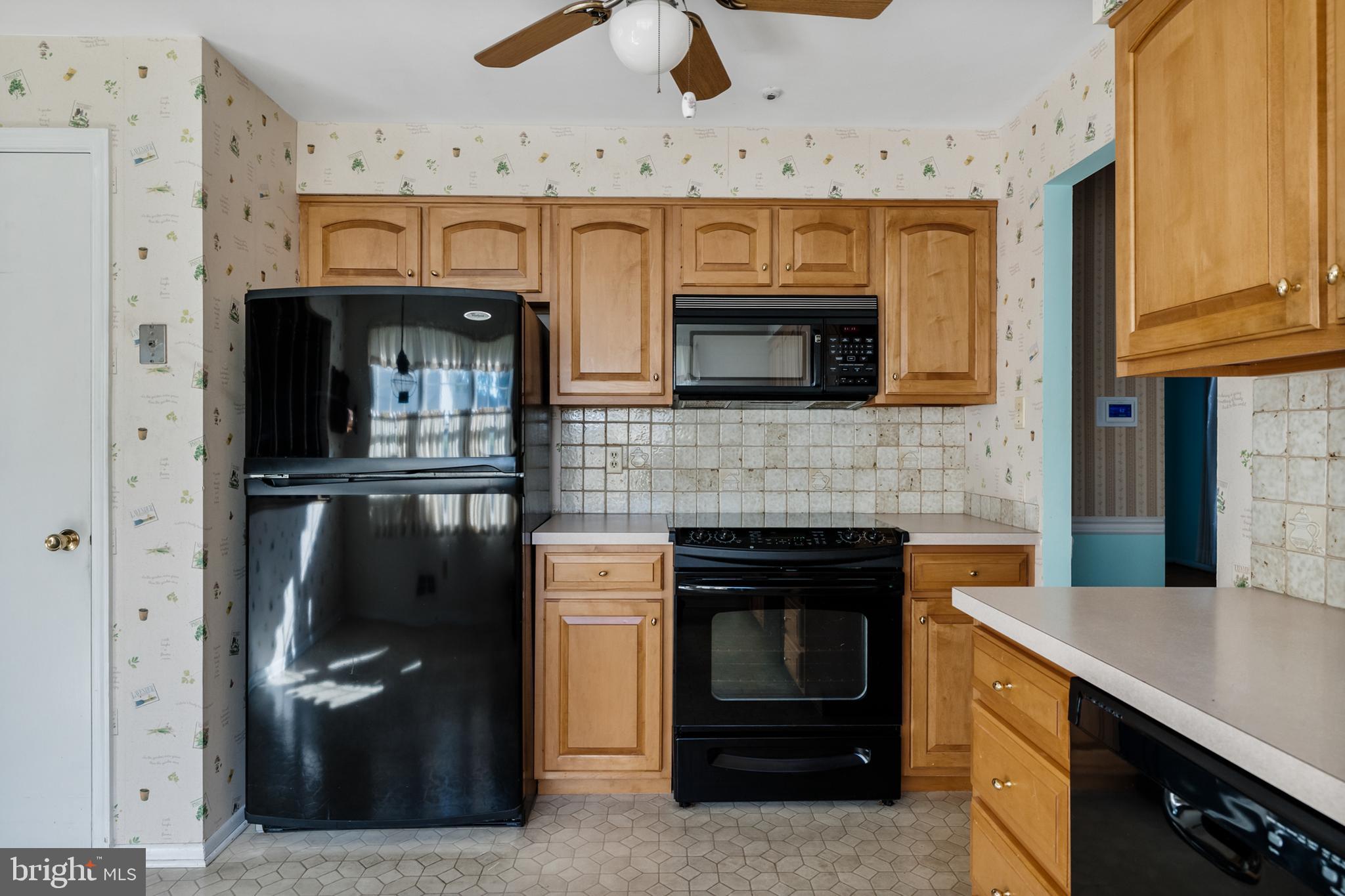 124 Pine Valley Road Cherry Hill, NJ 08034 - Photo 15 of 36