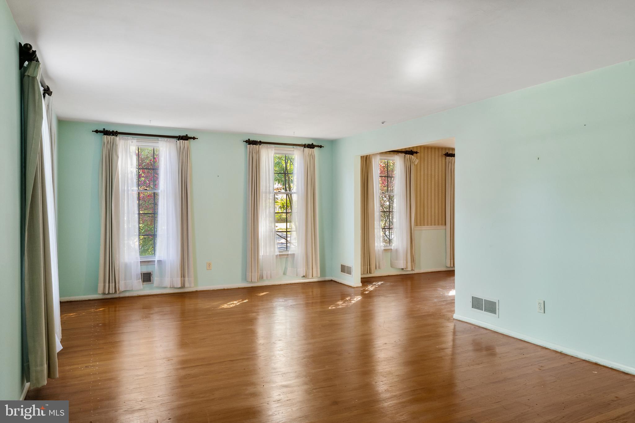 124 Pine Valley Road Cherry Hill, NJ 08034 - Photo 6 of 36