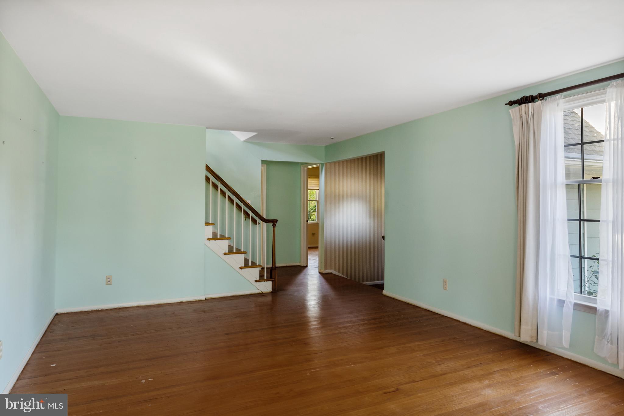 124 Pine Valley Road Cherry Hill, NJ 08034 - Photo 8 of 36