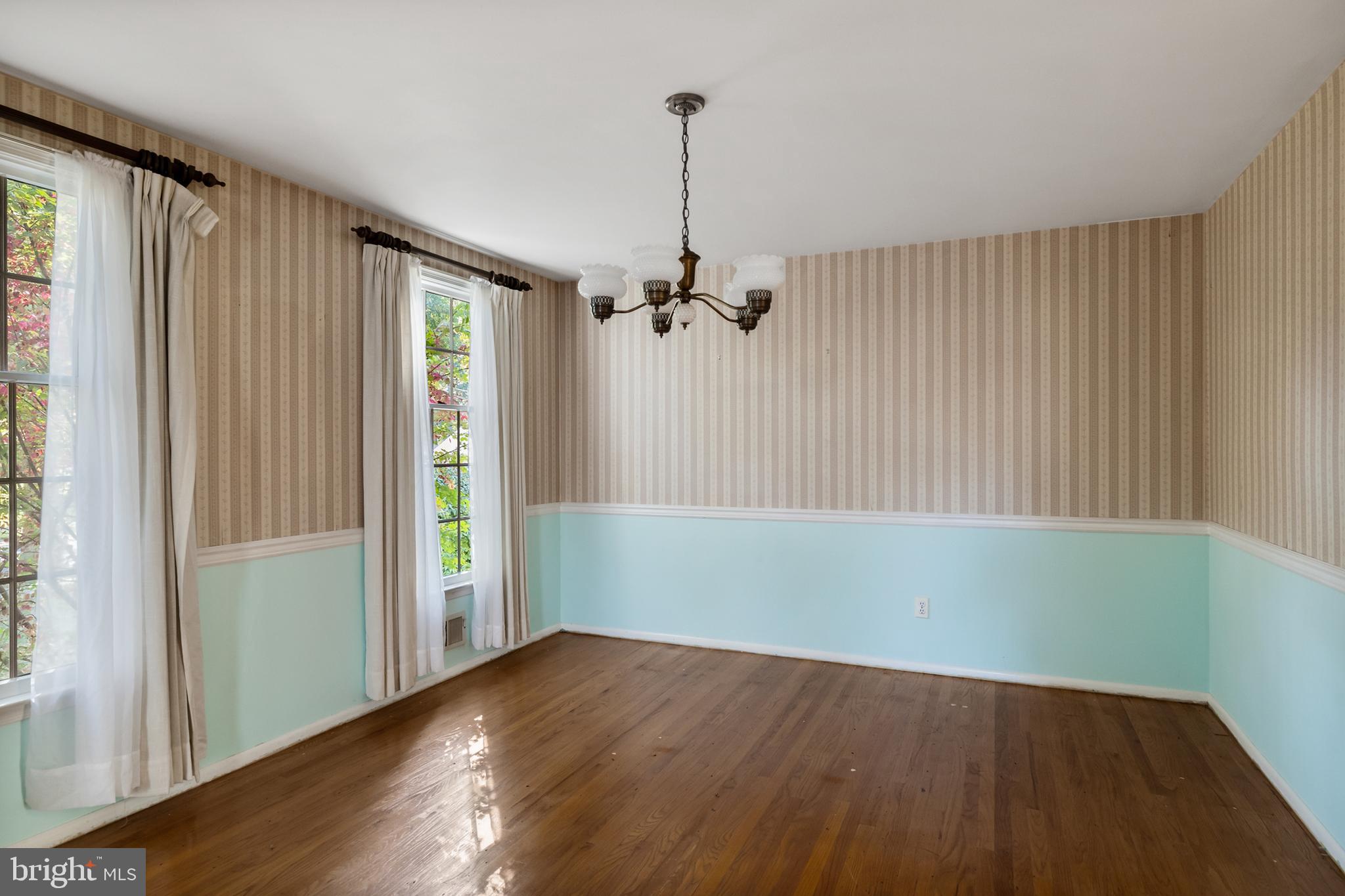 124 Pine Valley Road Cherry Hill, NJ 08034 - Photo 10 of 36
