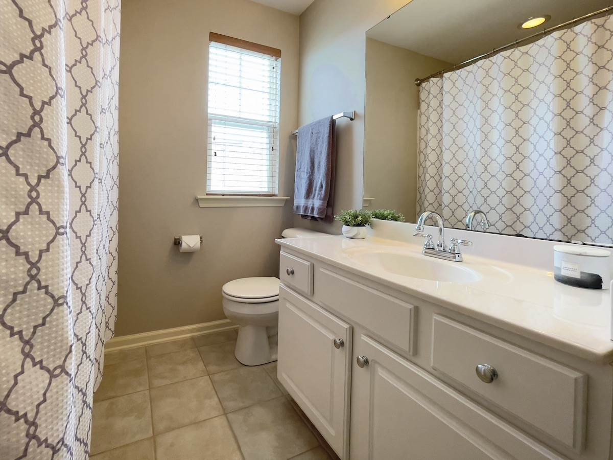 4625 Kings Garden Road Raleigh, NC 27612 - Photo 19 of 29 Bathroom