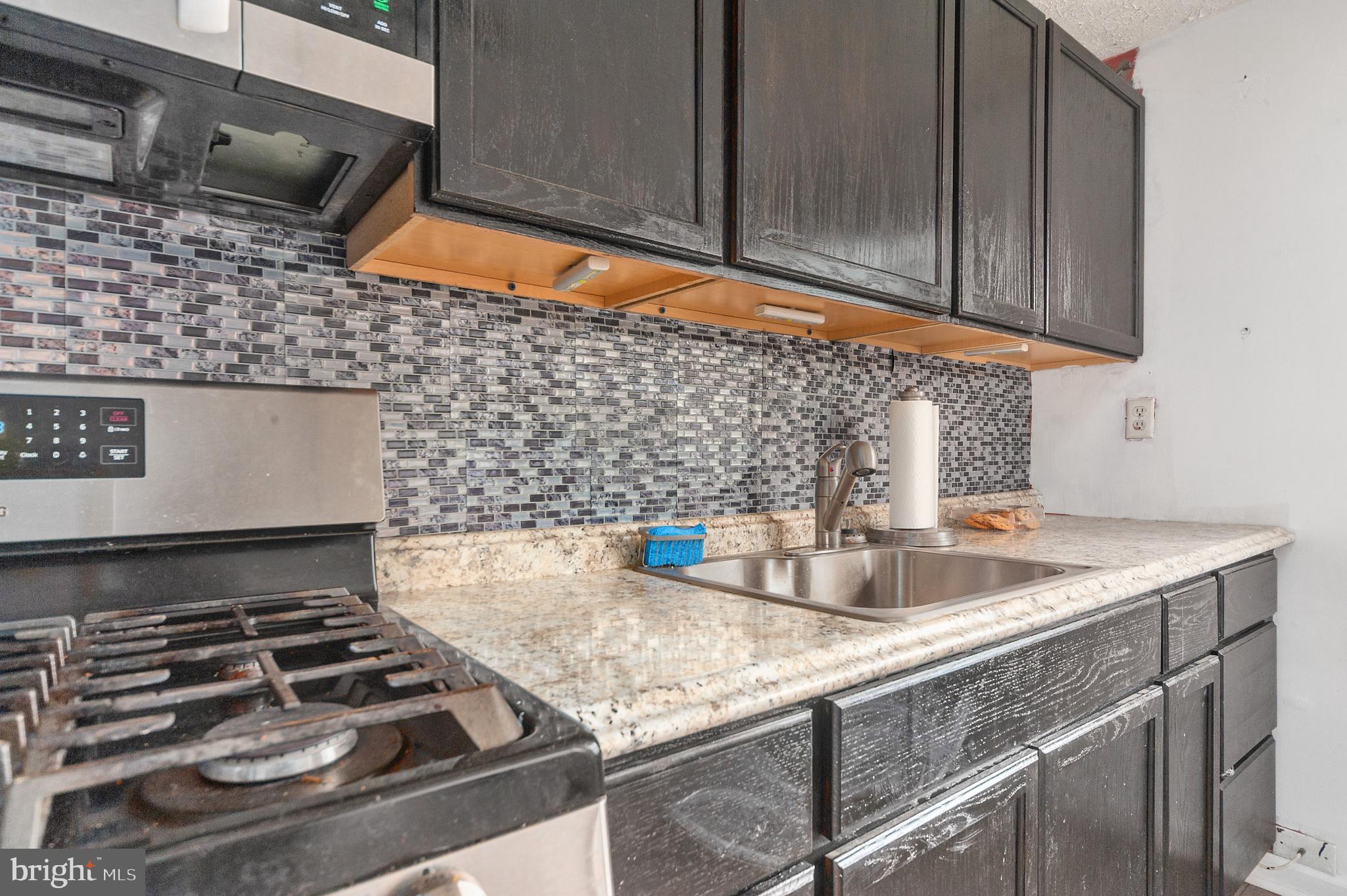 2744 Yarnall Road Baltimore, MD 21227 - Photo 8 of 27