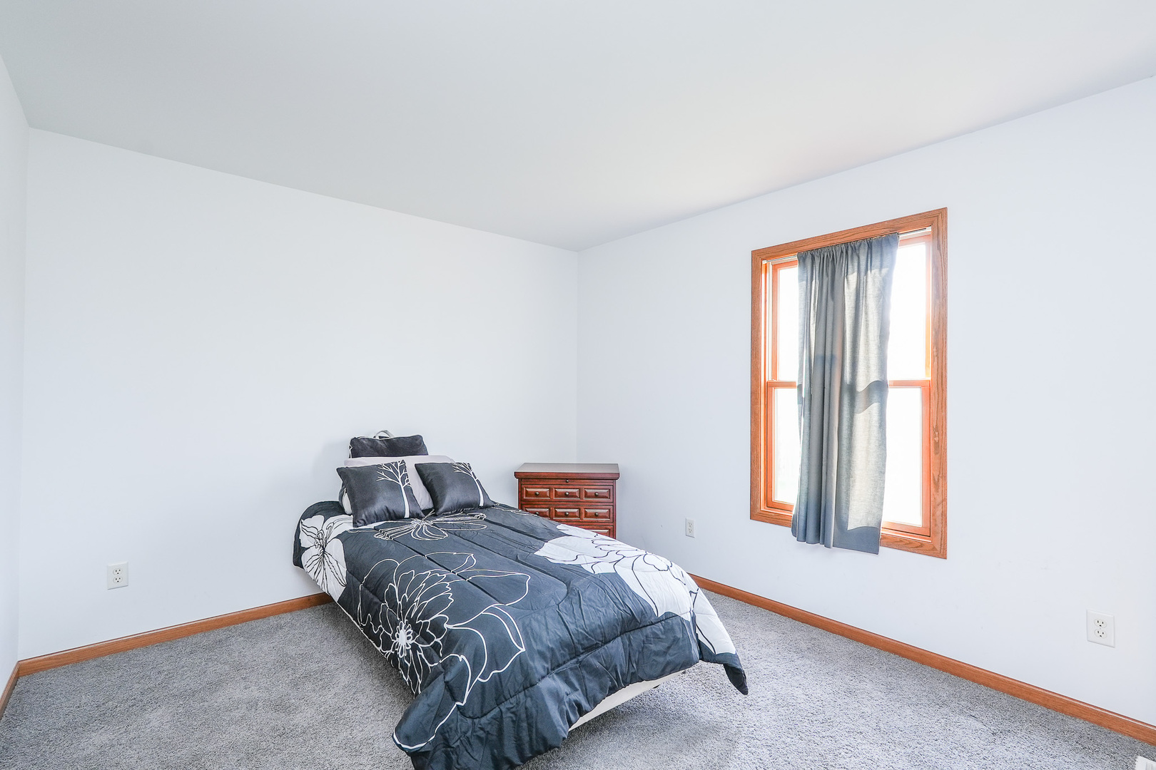 1135 Eagle Circle Bourbonnais, IL 60914 - Photo 26 of 36 a bedroom with a bed and window