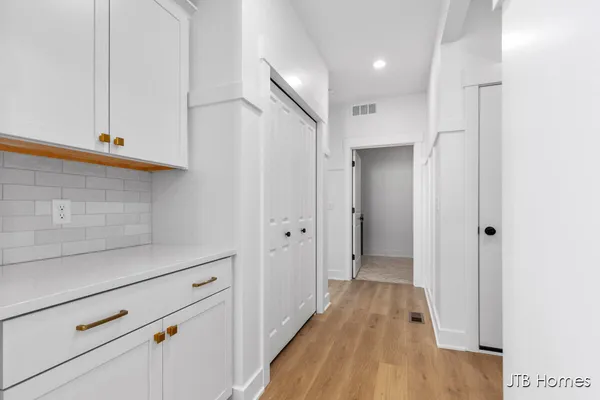 $610,000 | 11386 Shoreline Drive, Unit 114, Allendale, MI 49401