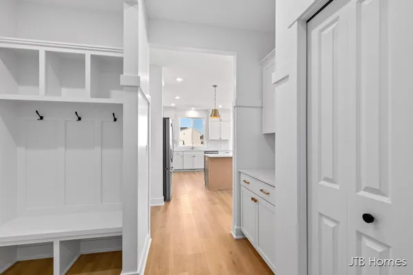 $610,000 | 11386 Shoreline Drive, Unit 114, Allendale, MI 49401