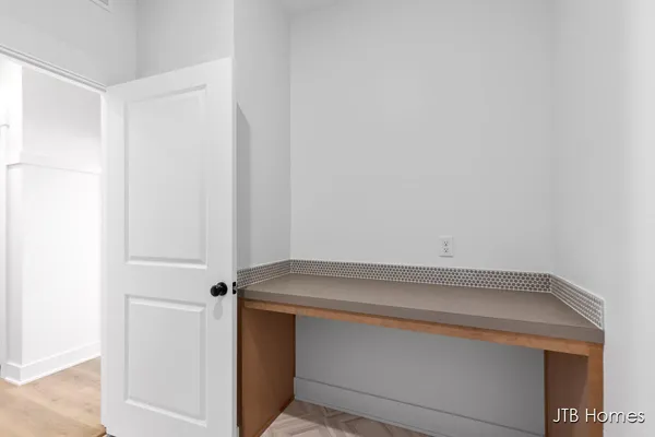 $610,000 | 11386 Shoreline Drive, Unit 114, Allendale, MI 49401