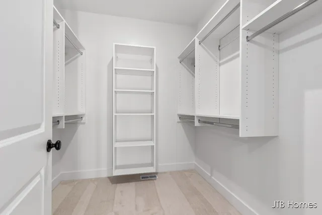 $620,000 | 11386 Shoreline Drive, Unit 114, Allendale, MI 49401