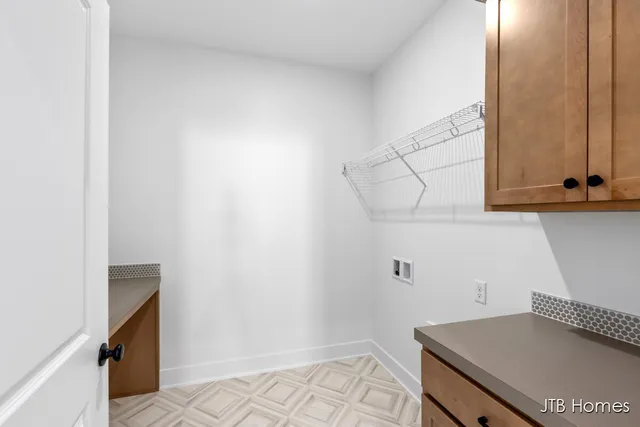 $620,000 | 11386 Shoreline Drive, Unit 114, Allendale, MI 49401