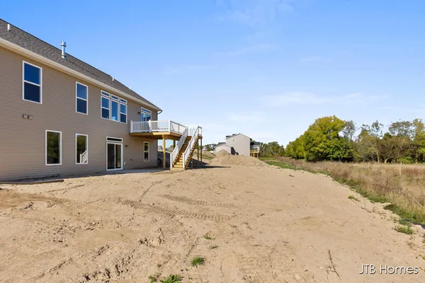 $610,000 | 11386 Shoreline Drive, Unit 114, Allendale, MI 49401