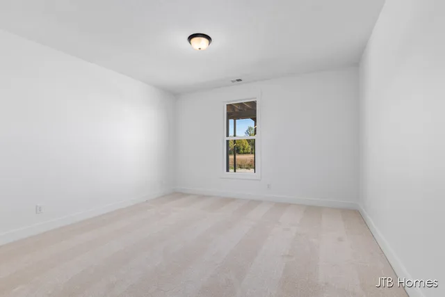 $620,000 | 11386 Shoreline Drive, Unit 114, Allendale, MI 49401