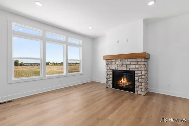 $620,000 | 11386 Shoreline Drive, Unit 114, Allendale, MI 49401