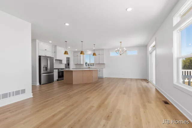 $620,000 | 11386 Shoreline Drive, Unit 114, Allendale, MI 49401