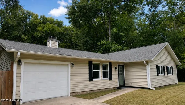 $215,000 | 220 Winter Place, Jacksonville, NC 28540