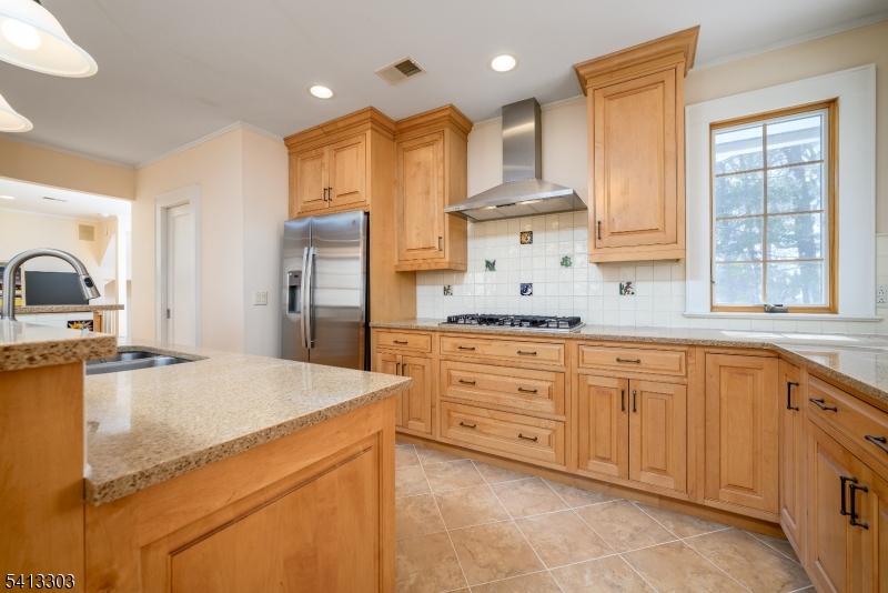 29 South Mountain Road Millburn, NJ 07041 - Photo 8 of 31