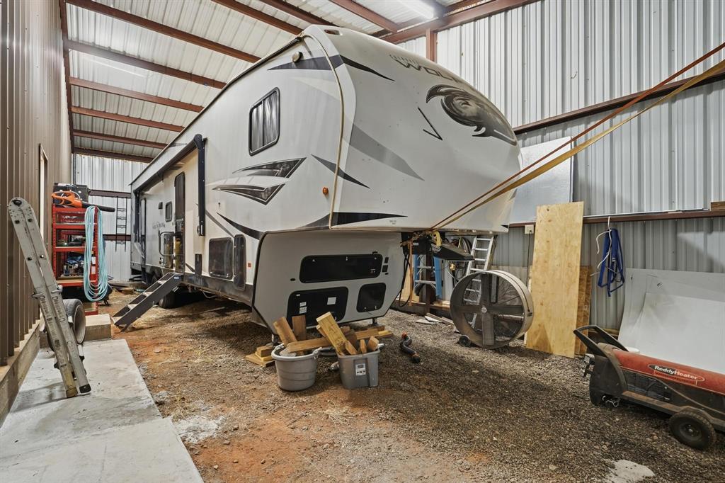6499 Summerhill Road Abilene, TX 79601 - Photo 28 of 36 a view of a room with gym equipment