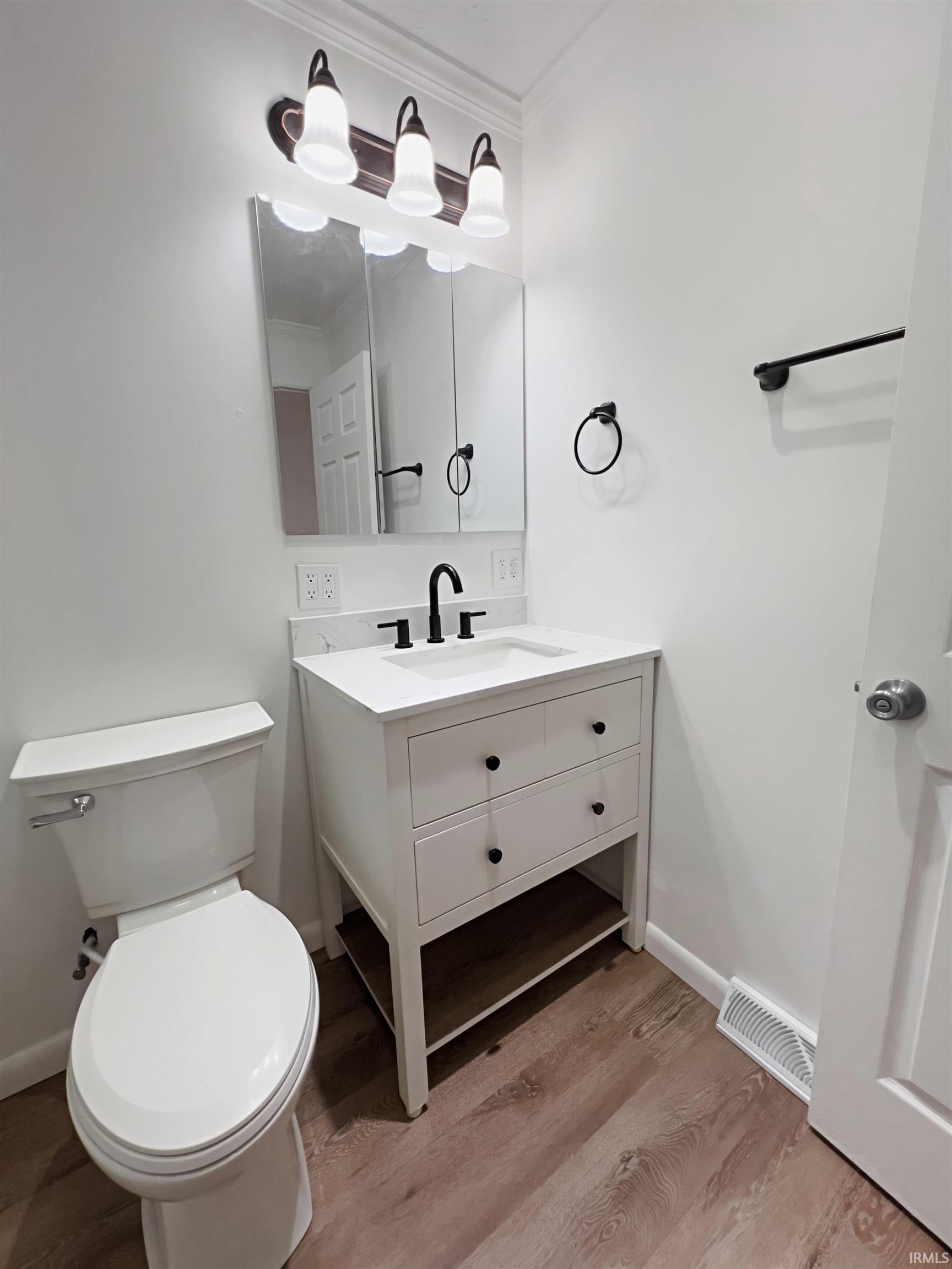 123 Earle Street Crane, IN 47522 - Photo 12 of 23