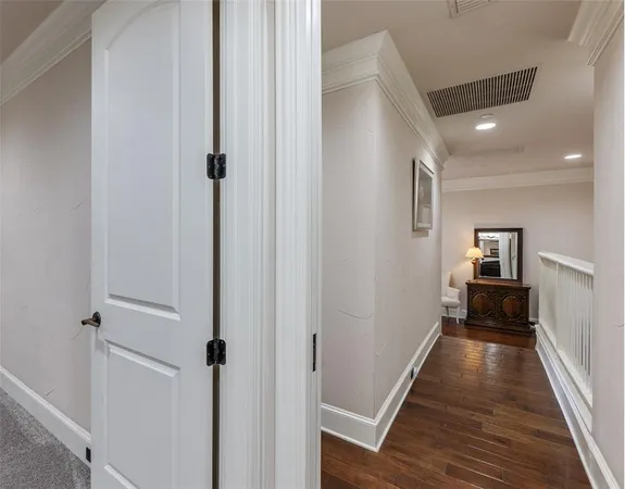 $689,900 | 501 Samuels Avenue, Unit 110, Fort Worth, TX 76102