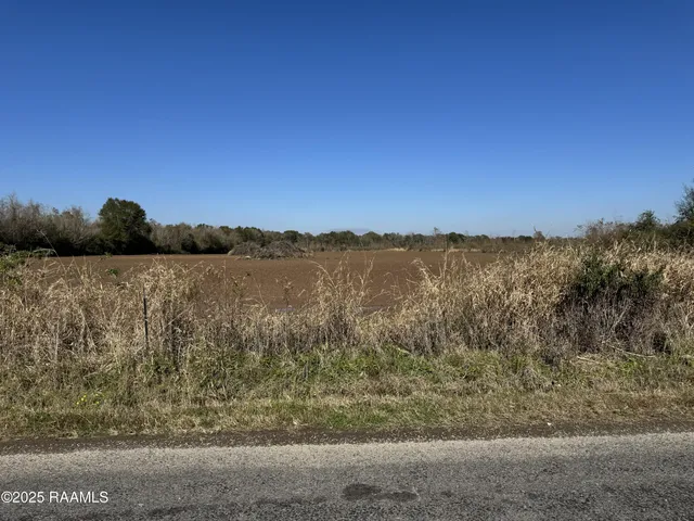 $225,000 | 290 Cottage Lane, Church Point, LA 70525