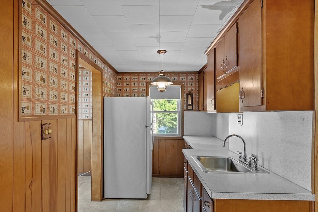 208 Pratt Road Fitchburg, MA 01420 - Photo 14 of 37 Gallery Image 14