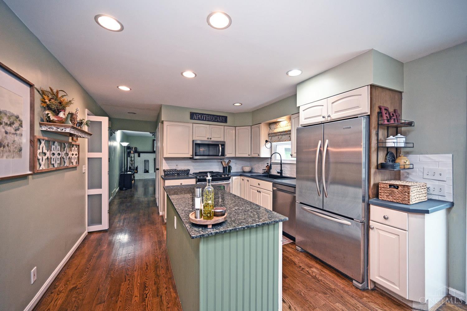 6212 Stirrup Road Cincinnati, OH 45244 - Photo 17 of 58 Gallery Image 17
