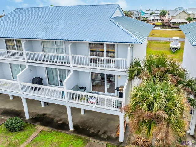 $229,000 | 411 Admiral Craik Drive, Unit 17, Grand Isle, LA 70358
