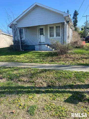 $20,000 | 305 East Church Street, Galatia, IL 62935