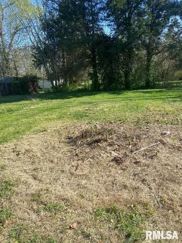 $20,000 | 305 East Church Street, Galatia, IL 62935