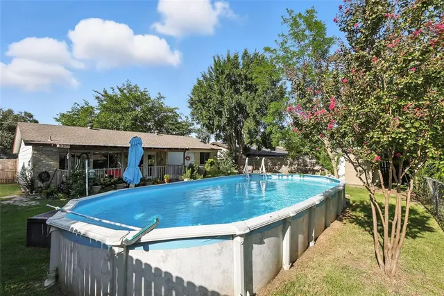 $300,000 | 1401 Monaco Drive, Lewisville, TX 75067