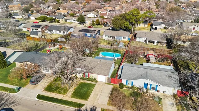 $300,000 | 1401 Monaco Drive, Lewisville, TX 75067