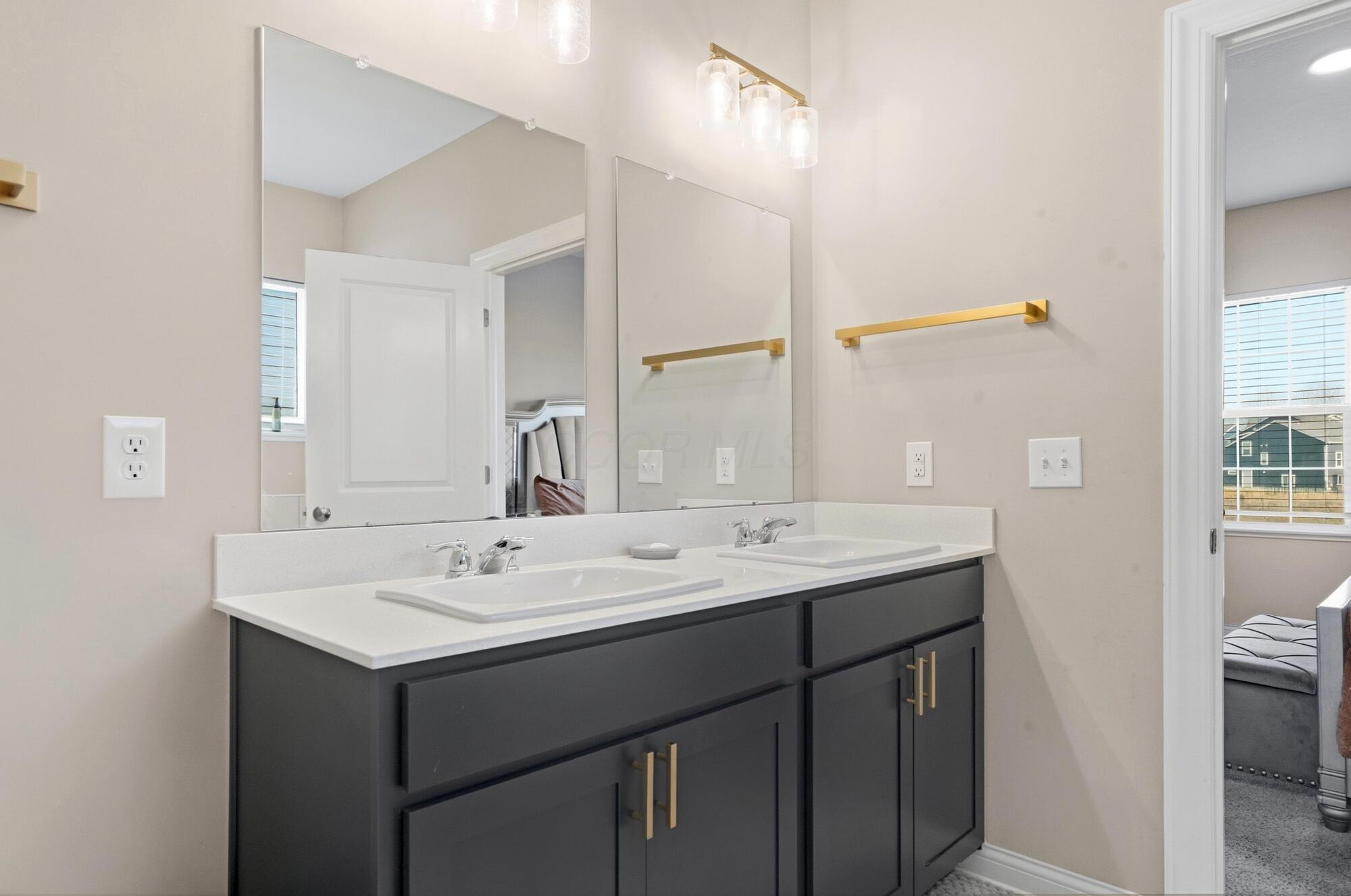 1496 Raley Way Columbus, OH 43228 - Photo 33 of 65