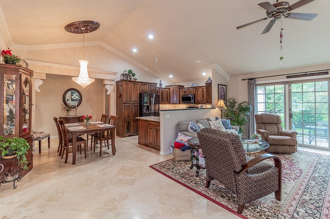 4731 Westbrook Court Appleton, WI 54913 - Photo 6 of 68