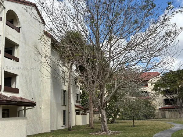 $2,100 | 9010 Southwest 125th Avenue, Unit G305, Miami, FL 33186