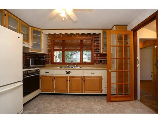 5 Briscoe Road Groveland, MA 01834 - Photo 3 of 21 Gallery Image 3