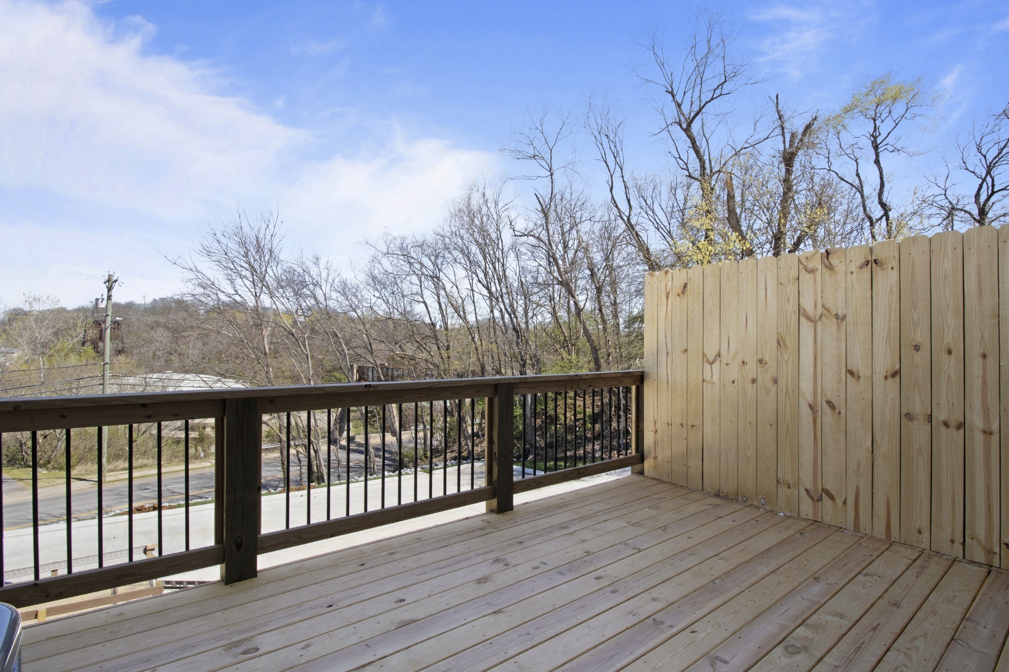 41 West High Street, Unit D6 Clarksville, TN 37040 - Photo 14 of 29 a view of a roof deck