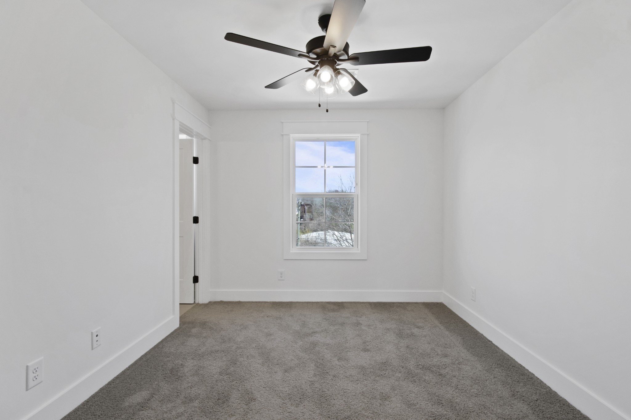 41 West High Street, Unit D6 Clarksville, TN 37040 - Photo 21 of 29 wooden floor in an empty room with a window