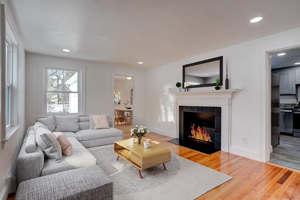 27 High Plain Road Andover, MA 01810 - Photo 3 of 23 Gallery Image 3