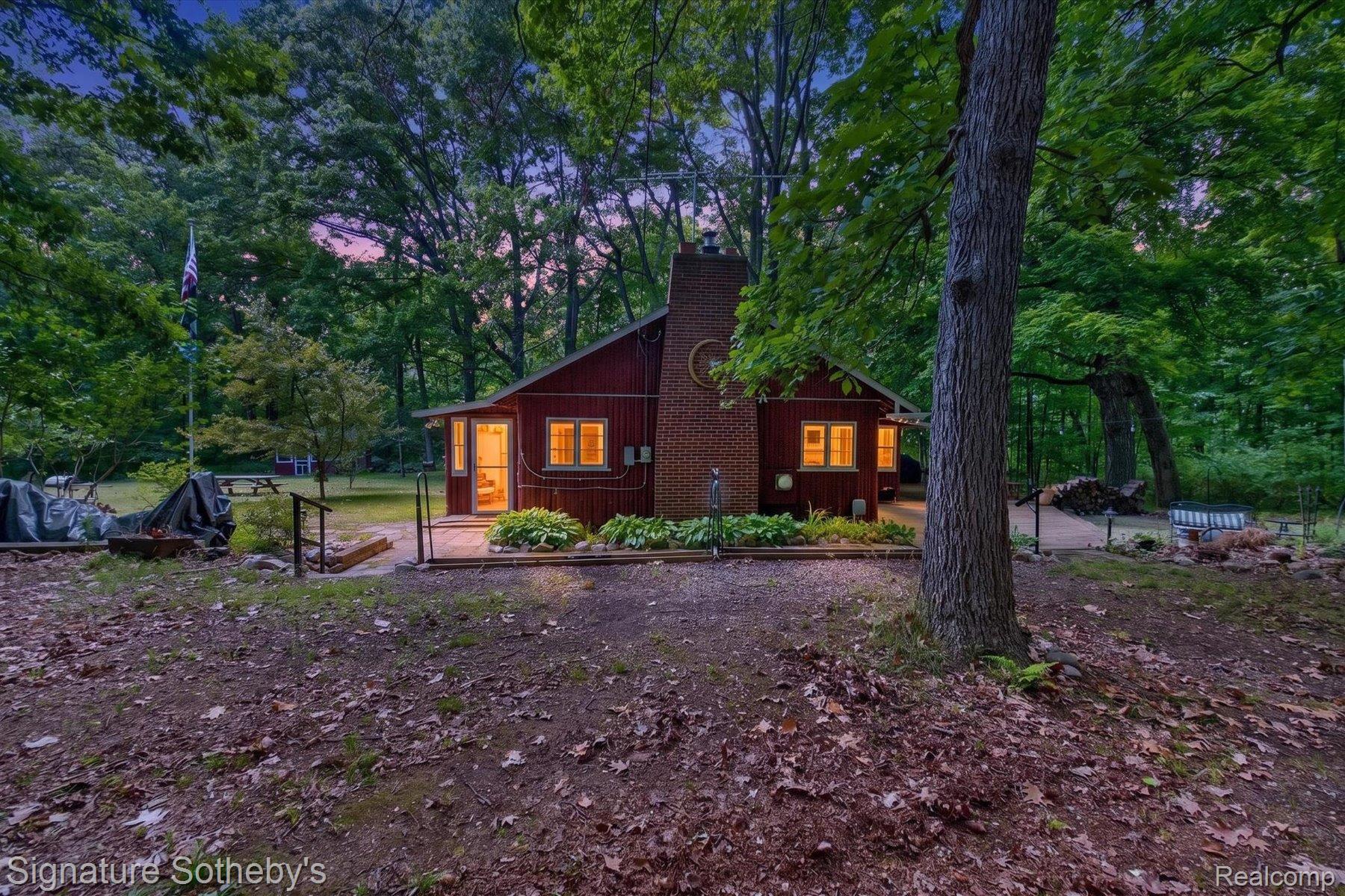 12200-130 Hadley Road Gregory, MI 48137 - Photo 2 of 55 01-12200-Hadley-Rd-Gregory-MI-48137-WindowStill.jpg