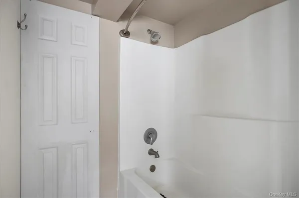 $1,750 | 492 A Black Meadow Road, Chester, NY 10918