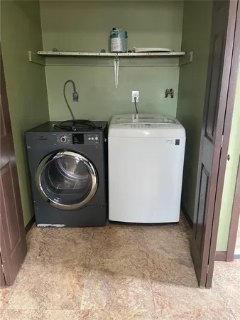 $309,000 | 900 Wallace Street, Endicott, NY 13760