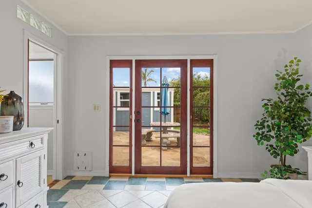 a view of a entryway door of the house