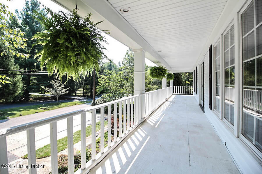 2802 Belknap Beach Road Prospect, KY 40059 - Photo 5 of 76 COVERED FRONT PORCH