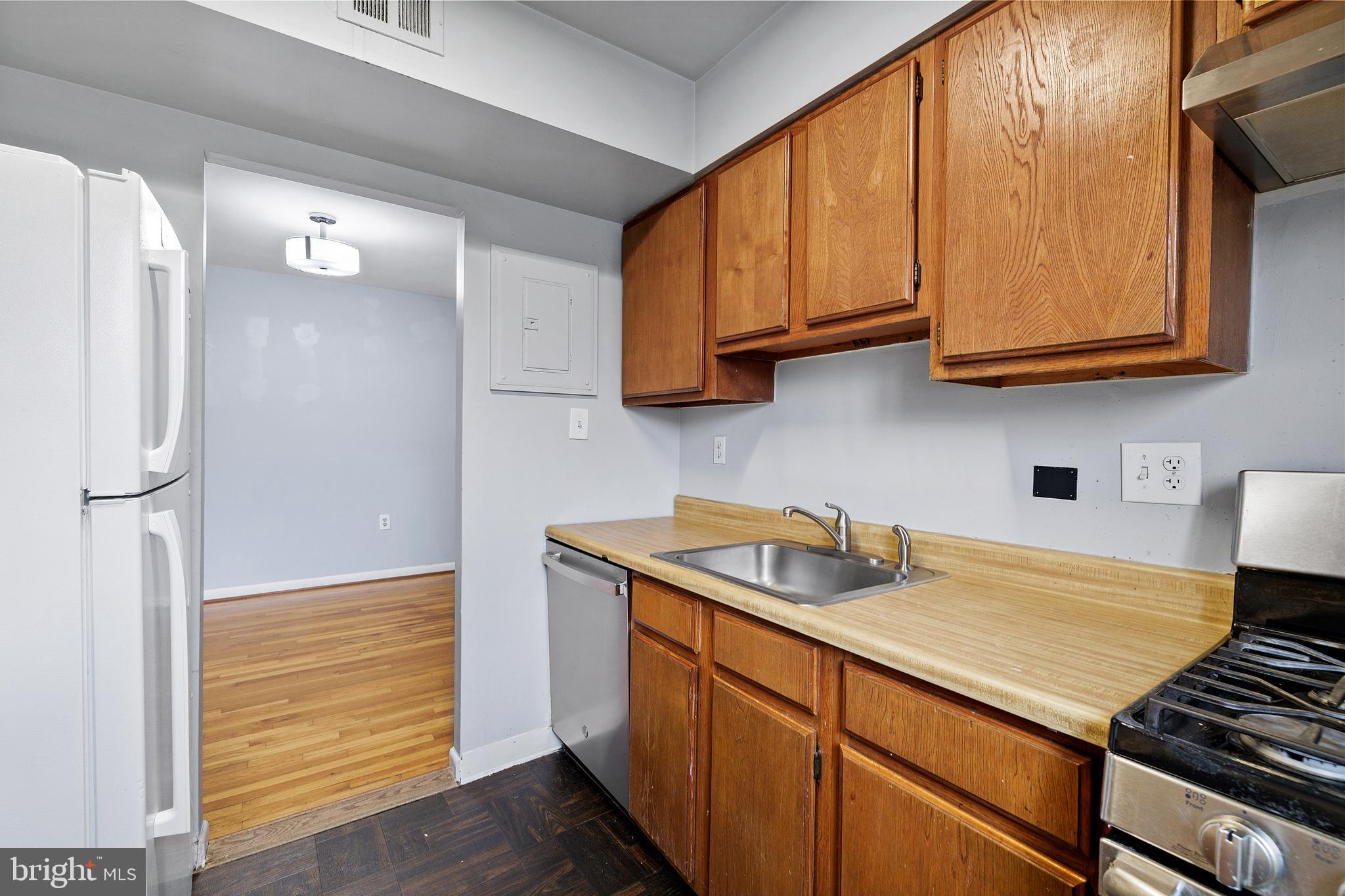 11607 Elkin Street, Unit 102 Silver Spring, MD 20902 - Photo 12 of 23