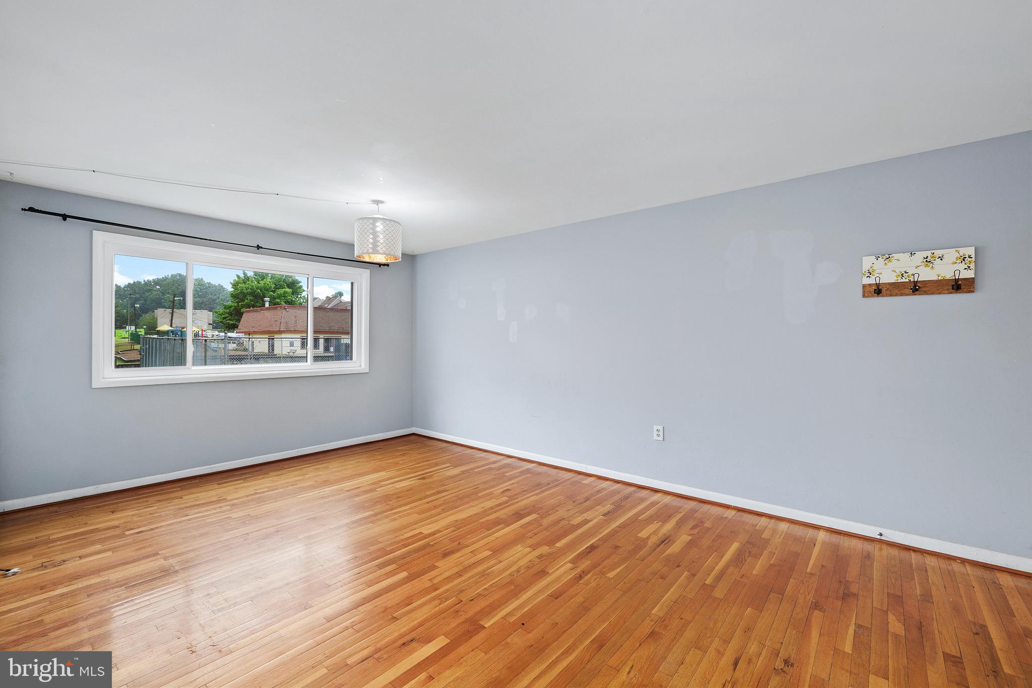 11607 Elkin Street, Unit 102 Silver Spring, MD 20902 - Photo 5 of 23