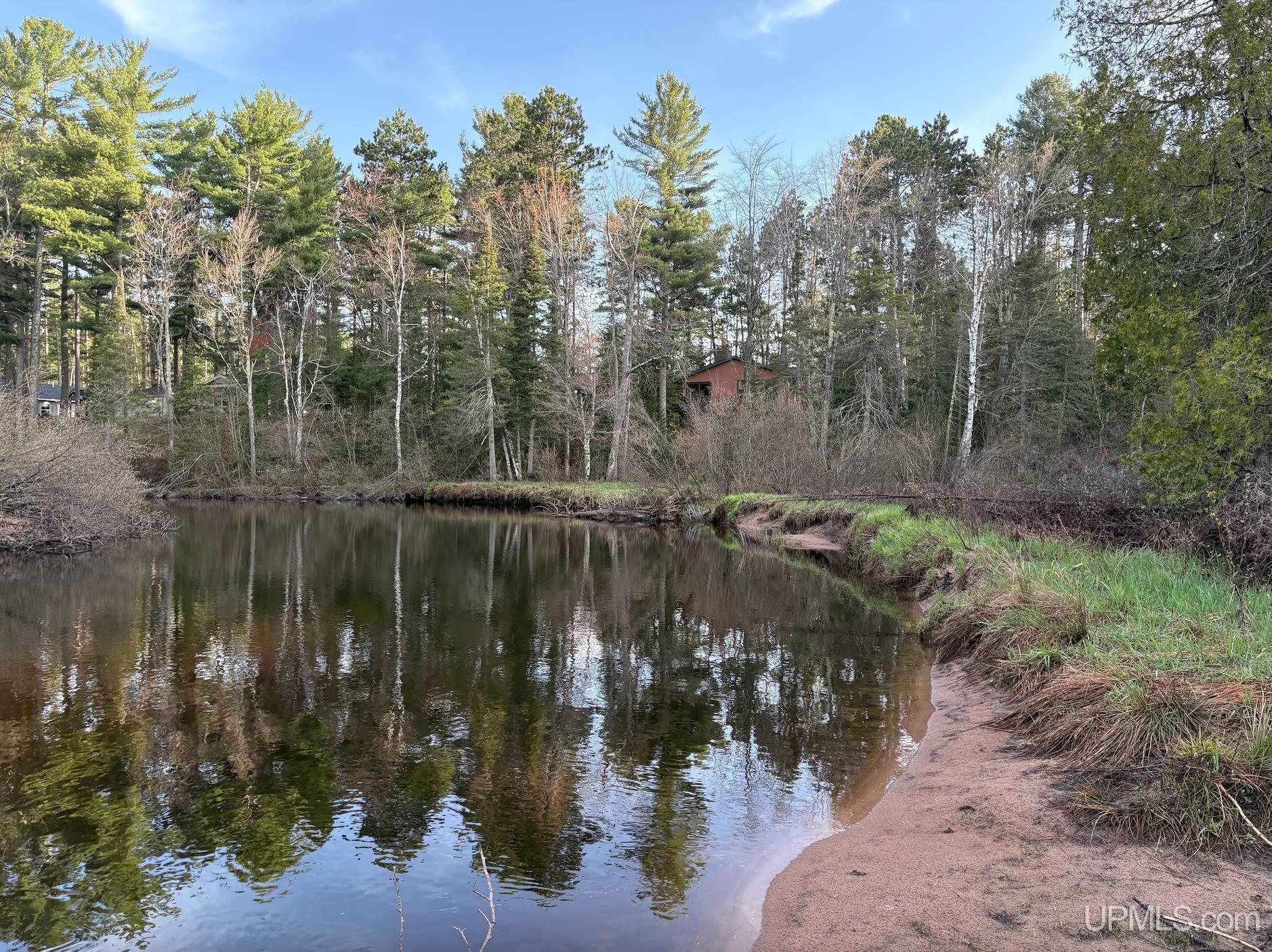 274 Riverside Road Marquette, MI 49855 - Photo 43 of 45 Gallery Image 43