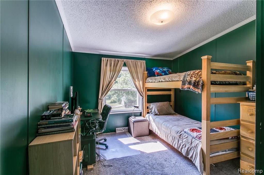 6609 State Road Fort Gratiot, MI 48059 - Photo 22 of 33