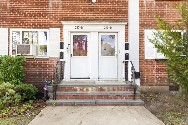 $355,000 | 227-16 Hillside Avenue, Unit UPPR | Bellerose