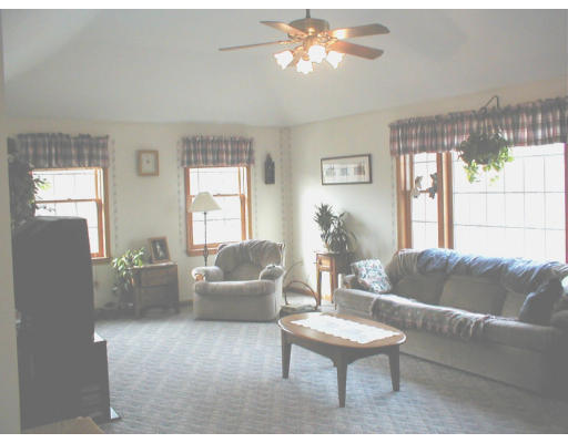 6 Ridge Road Tyngsborough, MA 01879 - Photo 3 of 12 Gallery Image 3