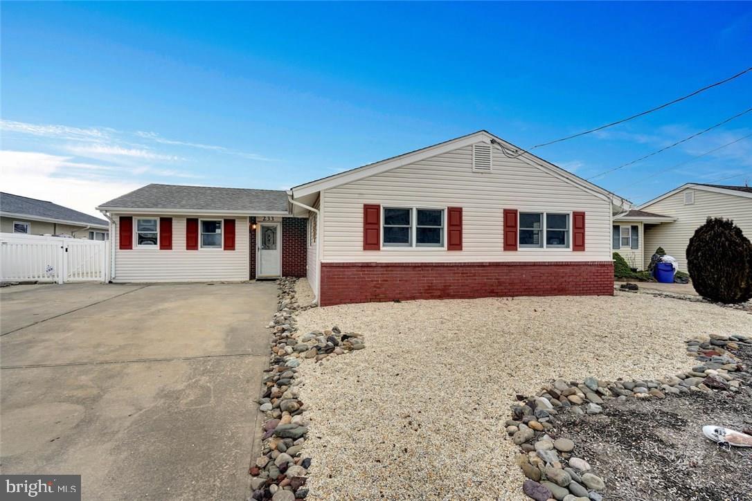 233 Montclair Road South Barnegat, NJ 08005 - Photo 2 of 28
